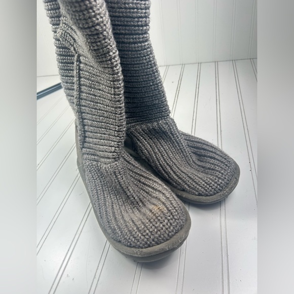 Ugg Gray Classic Cardy Knit Sweater Boots Women’s Size 6 - Picture 6 of 9